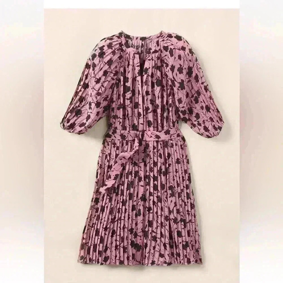 Matilda Jane Dresses & Skirts - NWT Matilda Jane Good Hart GH Holiday Party Floral Pleated Dress